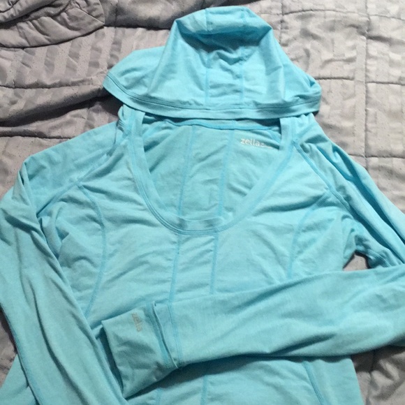 Zella Tops - Zella long sleeved shirt